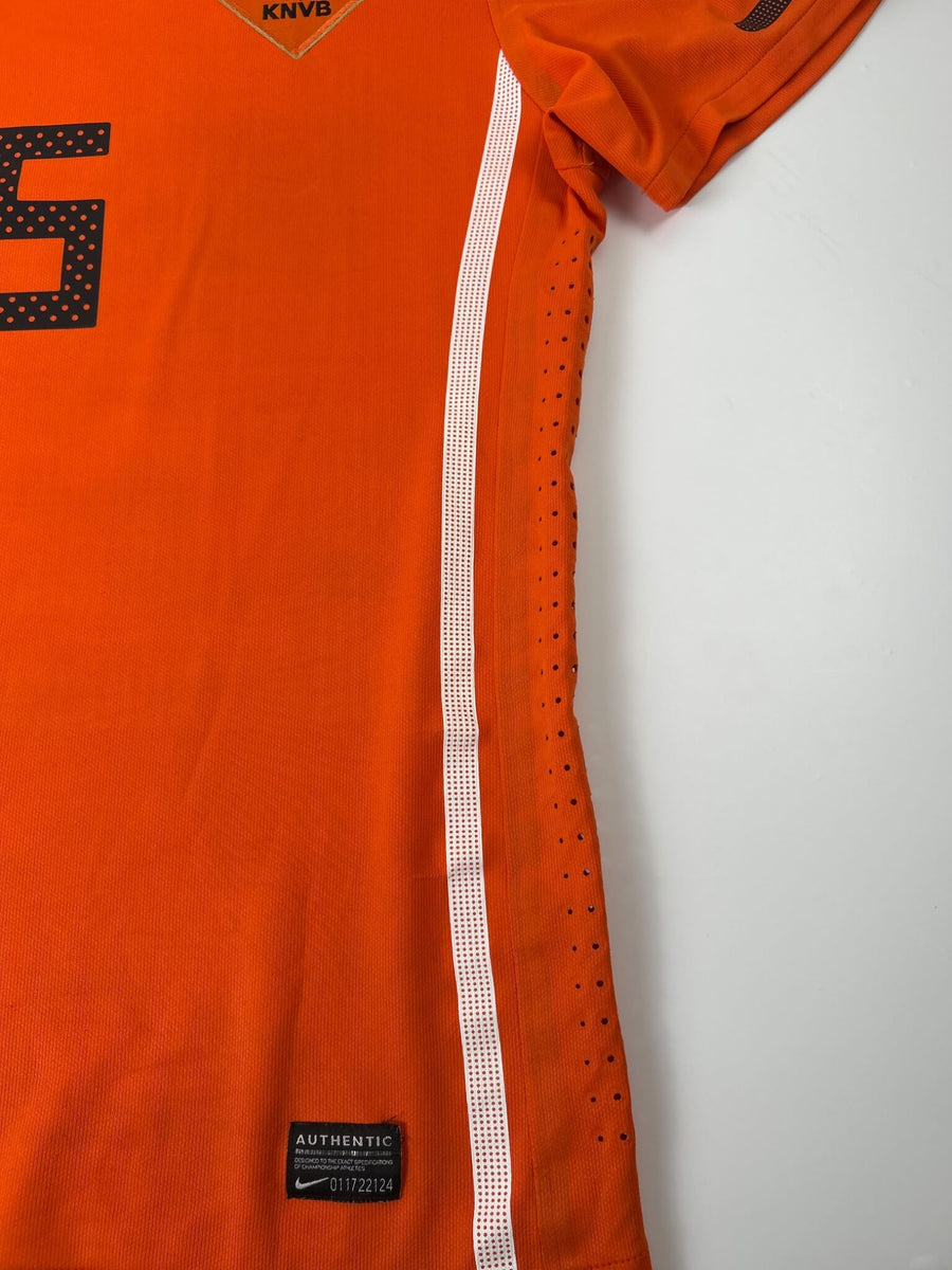 Netherlands Home Shirt Player Issue 2010/11 V.Bronckhorst 5 (M)