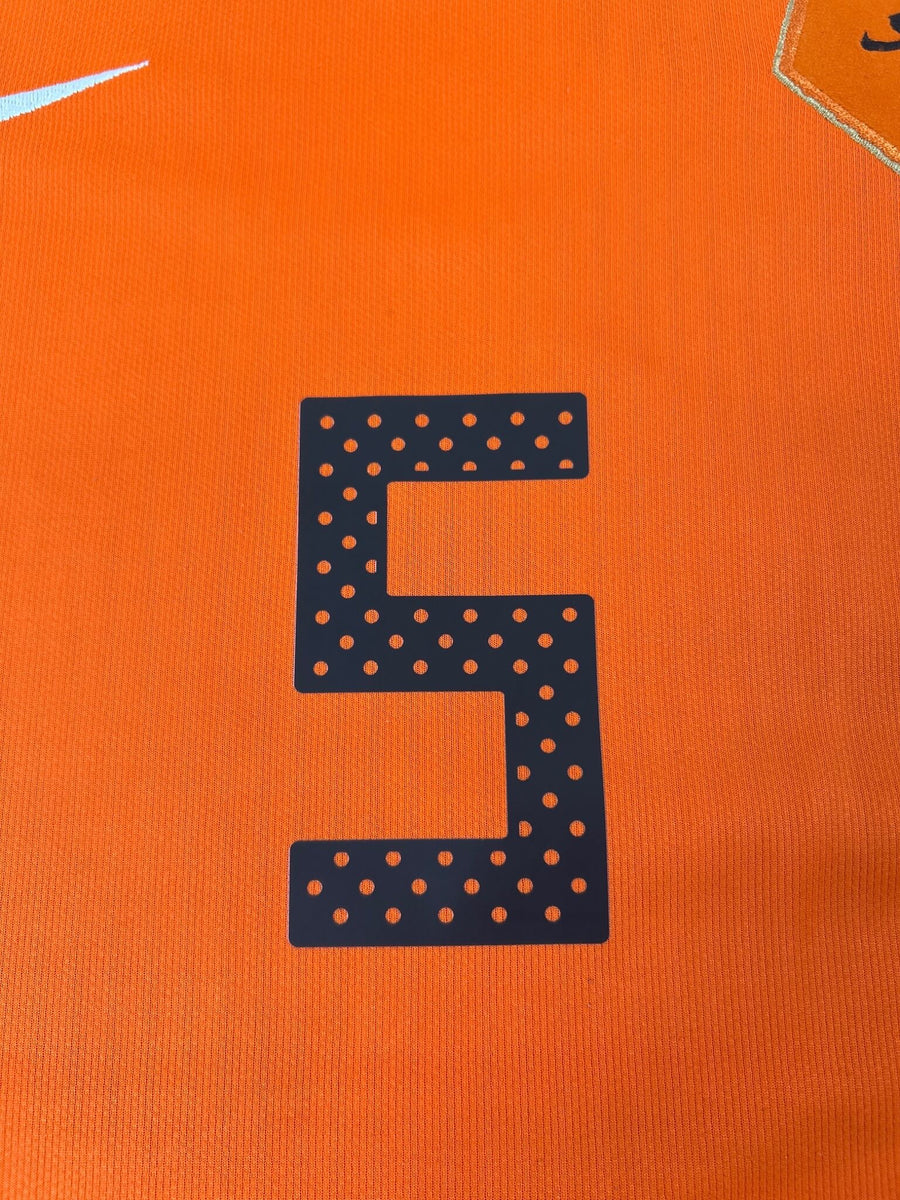 Netherlands Home Shirt Player Issue 2010/11 V.Bronckhorst 5 (M)