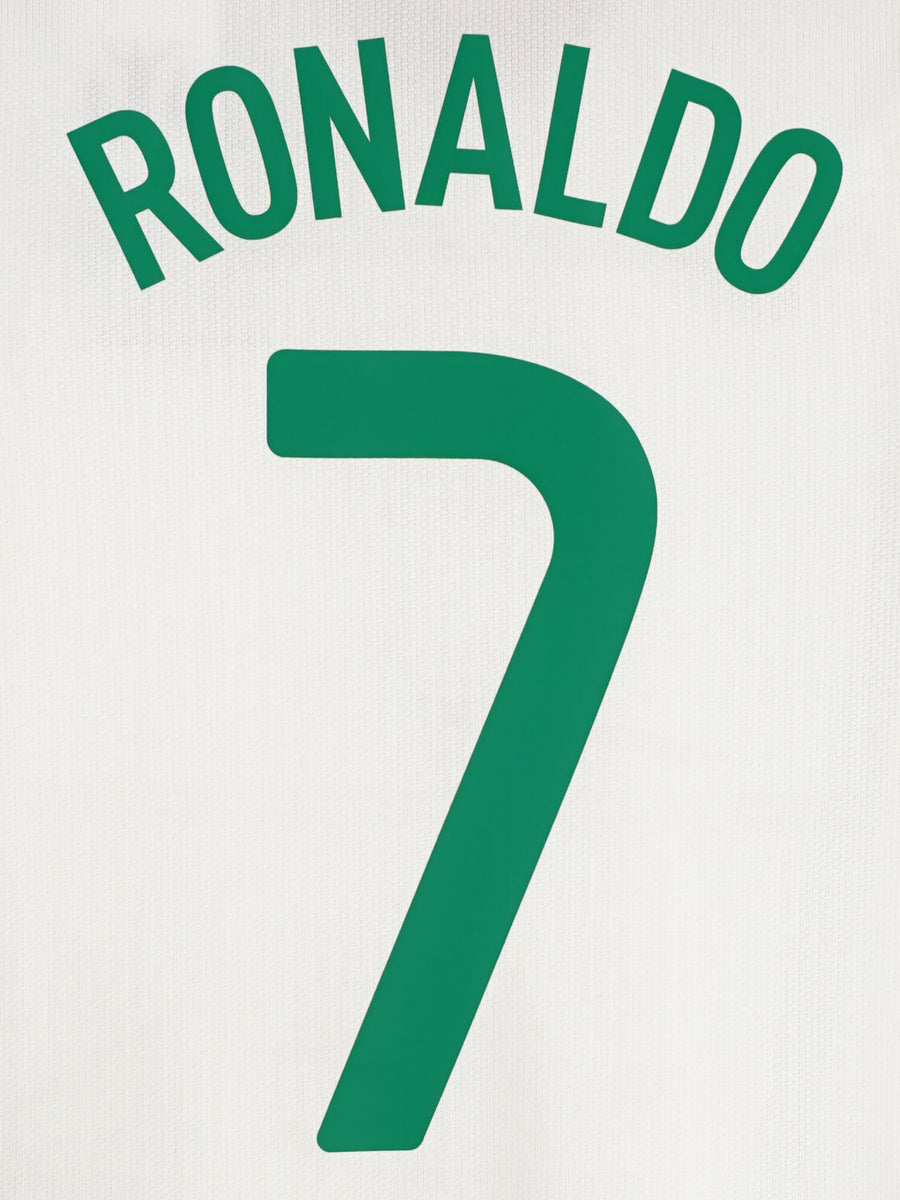 Portugal Away Shirt 2008/10 Ronaldo 7 (S)