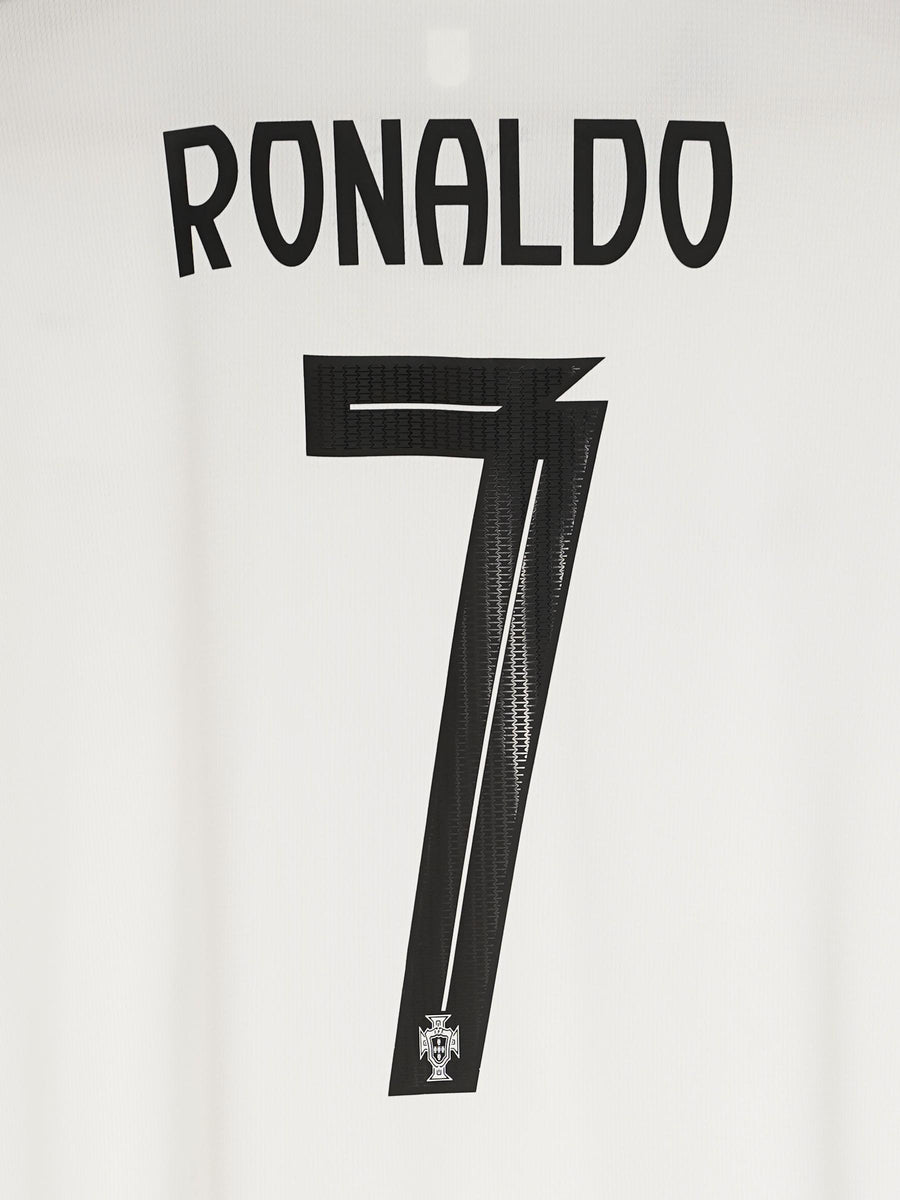 Portugal Away Shirt 2025/26 Ronaldo 7 (L)
