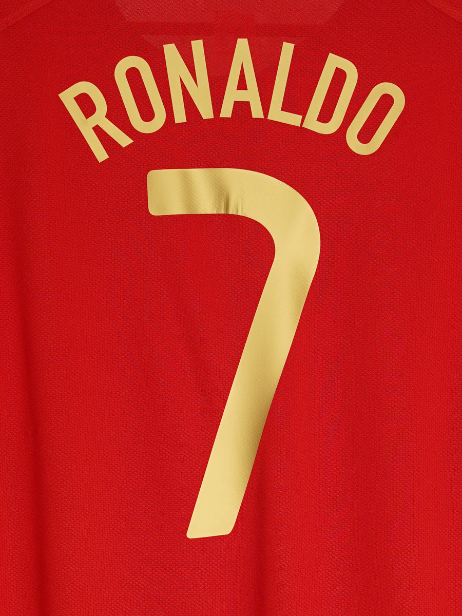 Portugal Home Shirt 2008/10 Ronaldo 7 (XL)