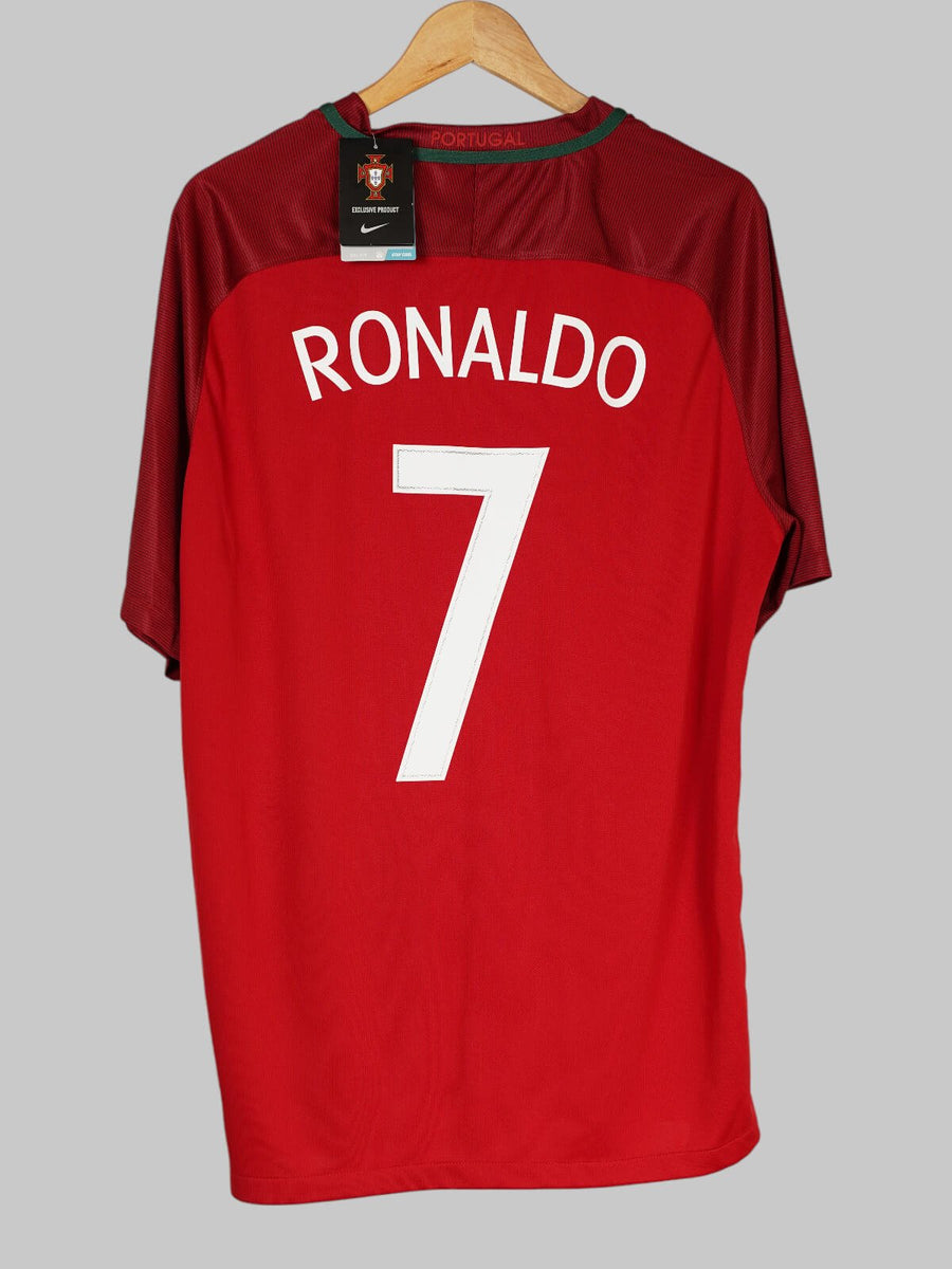 Portugal Home Shirt 2016/17 Ronaldo 7 BNWT (XL)