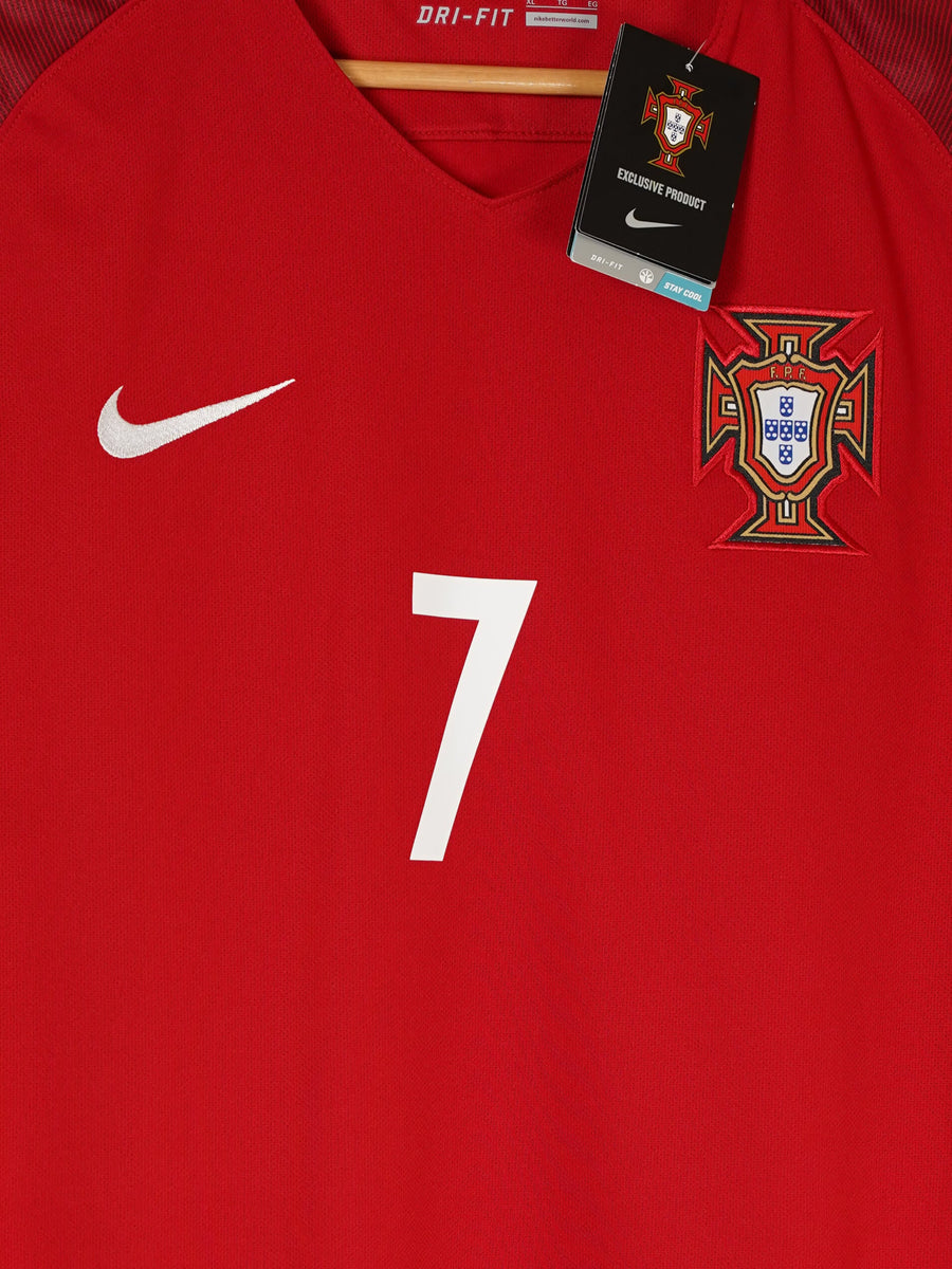 Portugal Home Shirt 2016/17 Ronaldo 7 BNWT (XL)