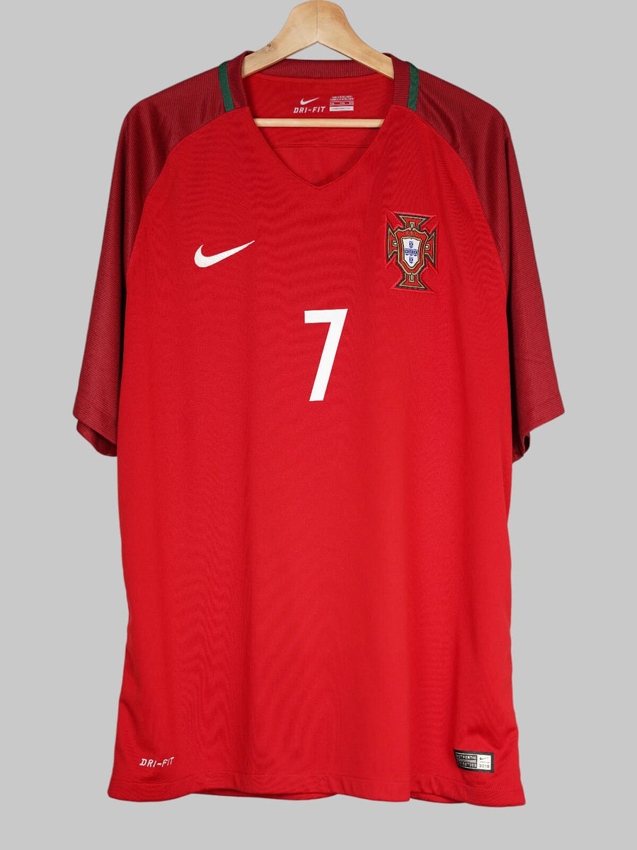 Portugal Home Shirt 2016/17 Ronaldo 7 (XXL)