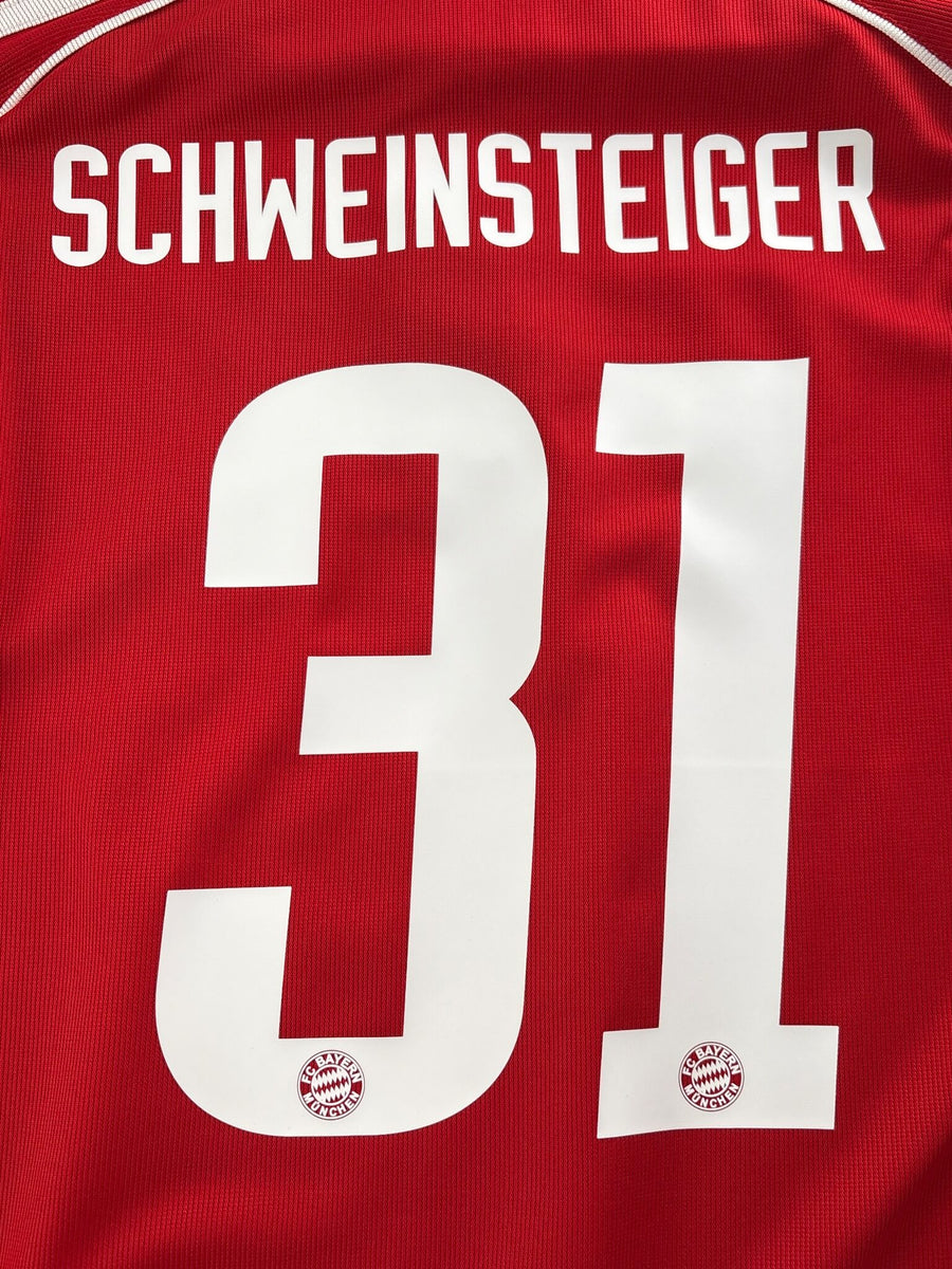 2006/07 Bayern Munich Schweinsteiger #31 Home Shirt L/S (XL)