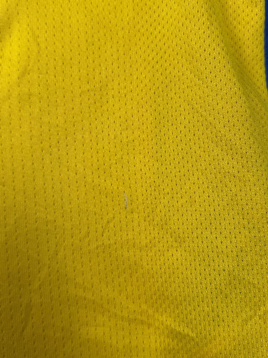 2007/8 Sweden Ibrahimovic #10 Home Shirt (L)