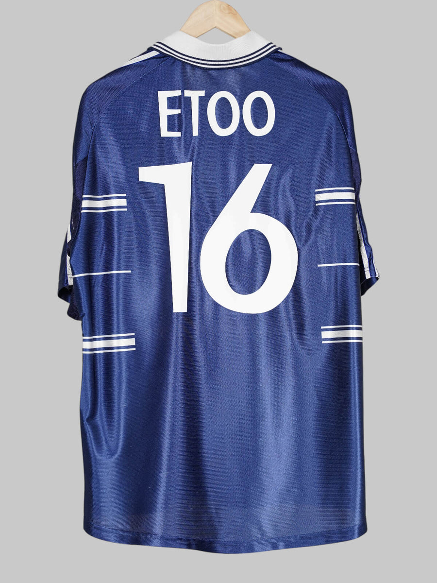 Real Madrid Away Shirt 1998/99 Eto'o 16 (L)