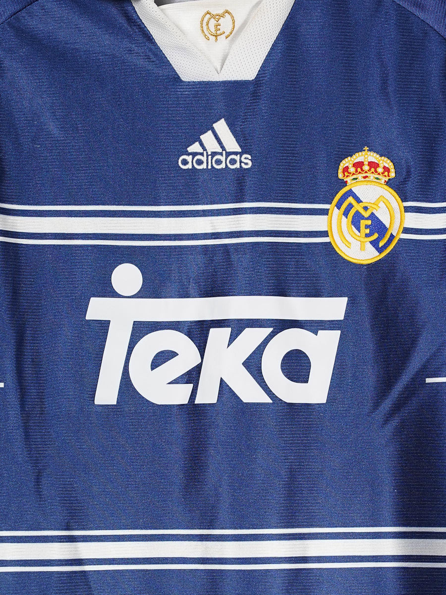 Real Madrid Away Shirt 1998/99 Eto'o 16 (L)