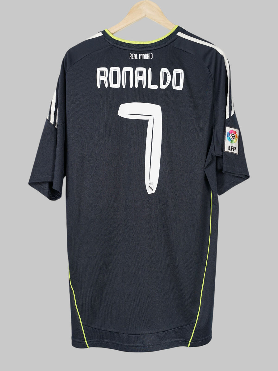 Real Madrid Away Shirt 2010/11 Ronaldo #7 (XL)
