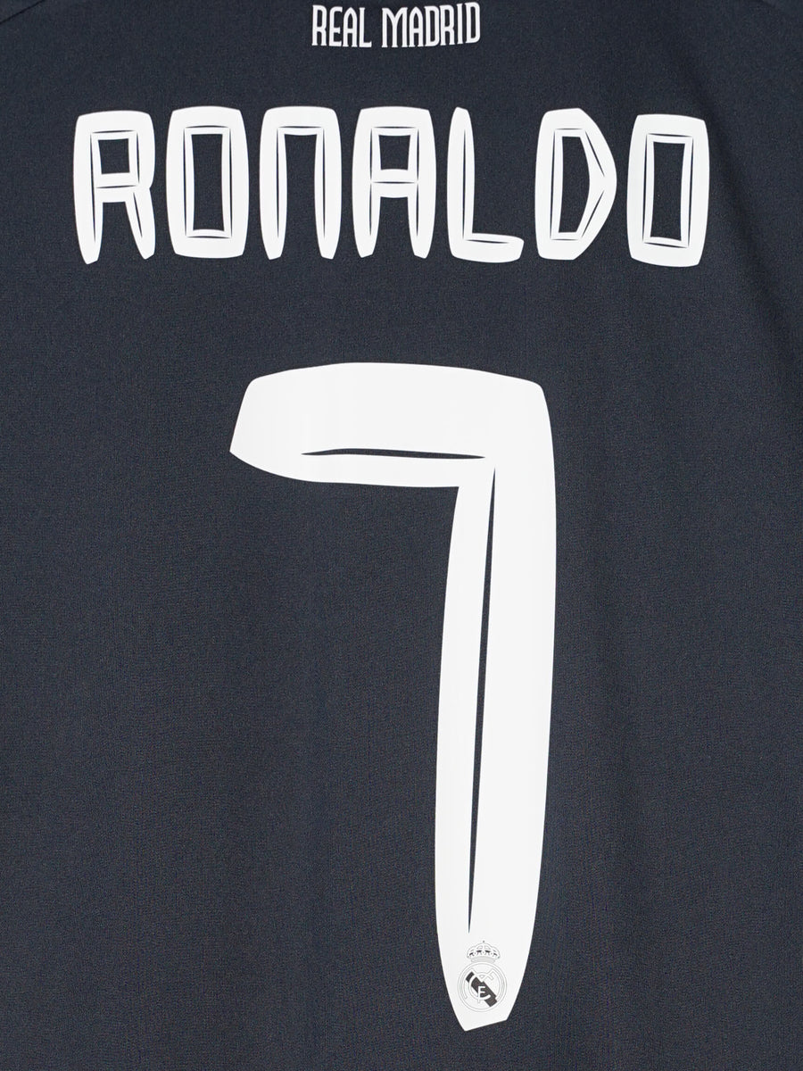 Real Madrid Away Shirt 2010/11 Ronaldo #7 (XL)