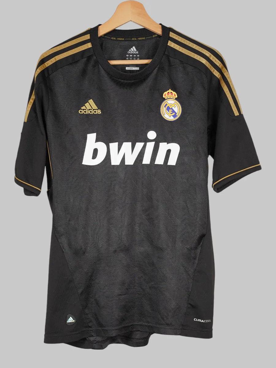 Real Madrid Away Shirt 2011/12 Marcelo 12 (M)