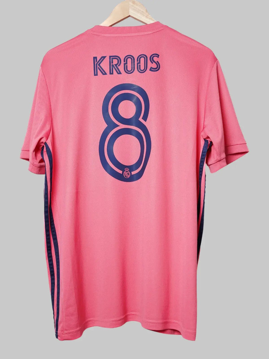 Real Madrid Away Shirt 2020/21 Kroos 8 (L)