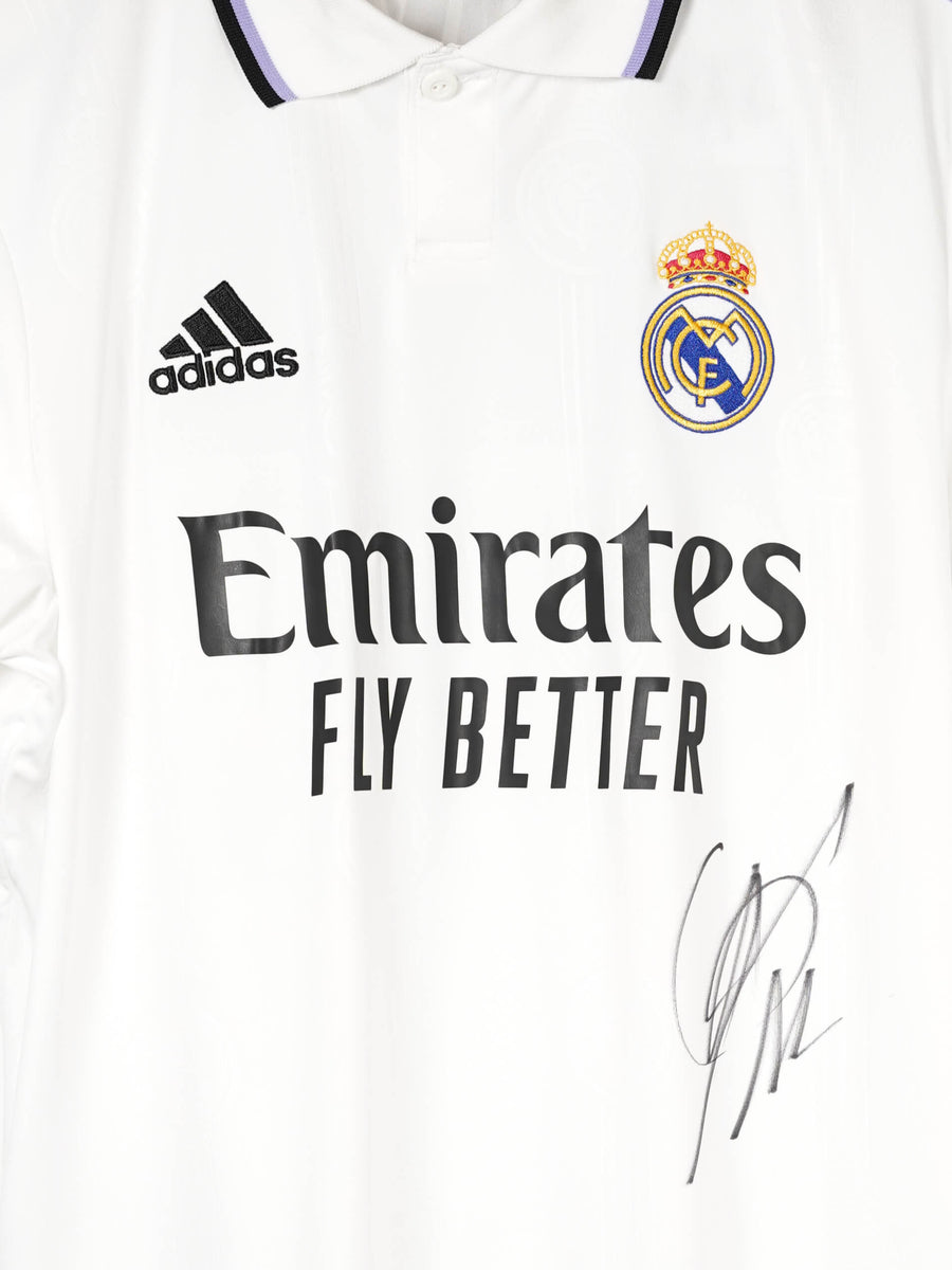 Real Madrid Home Shirt 2022/23 Signed Camavinga 12 with COA (L)