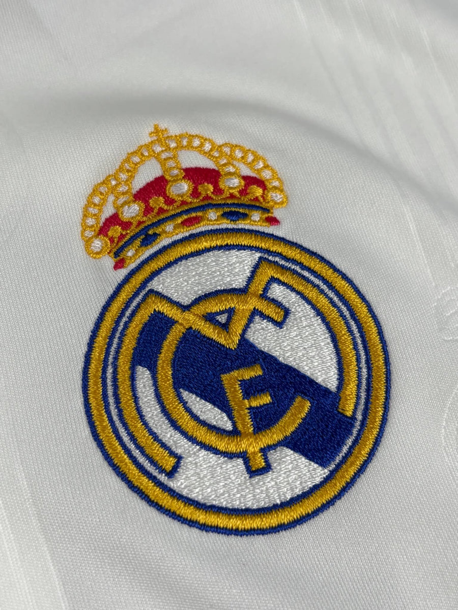 Real Madrid Home Shirt 2022/23 Signed Camavinga 12 with COA (L)