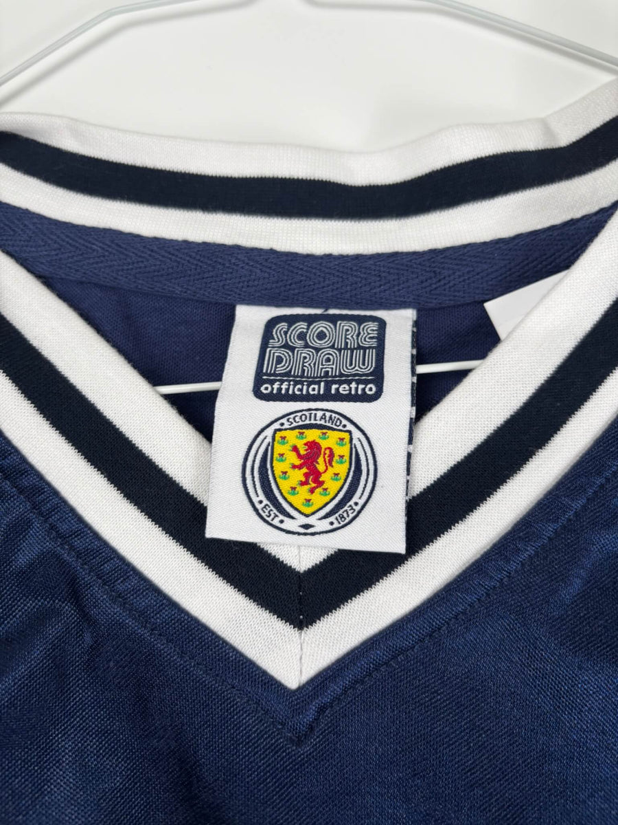 Scotland Score Draw Retro Home Shirt 1982/83 (XXL)