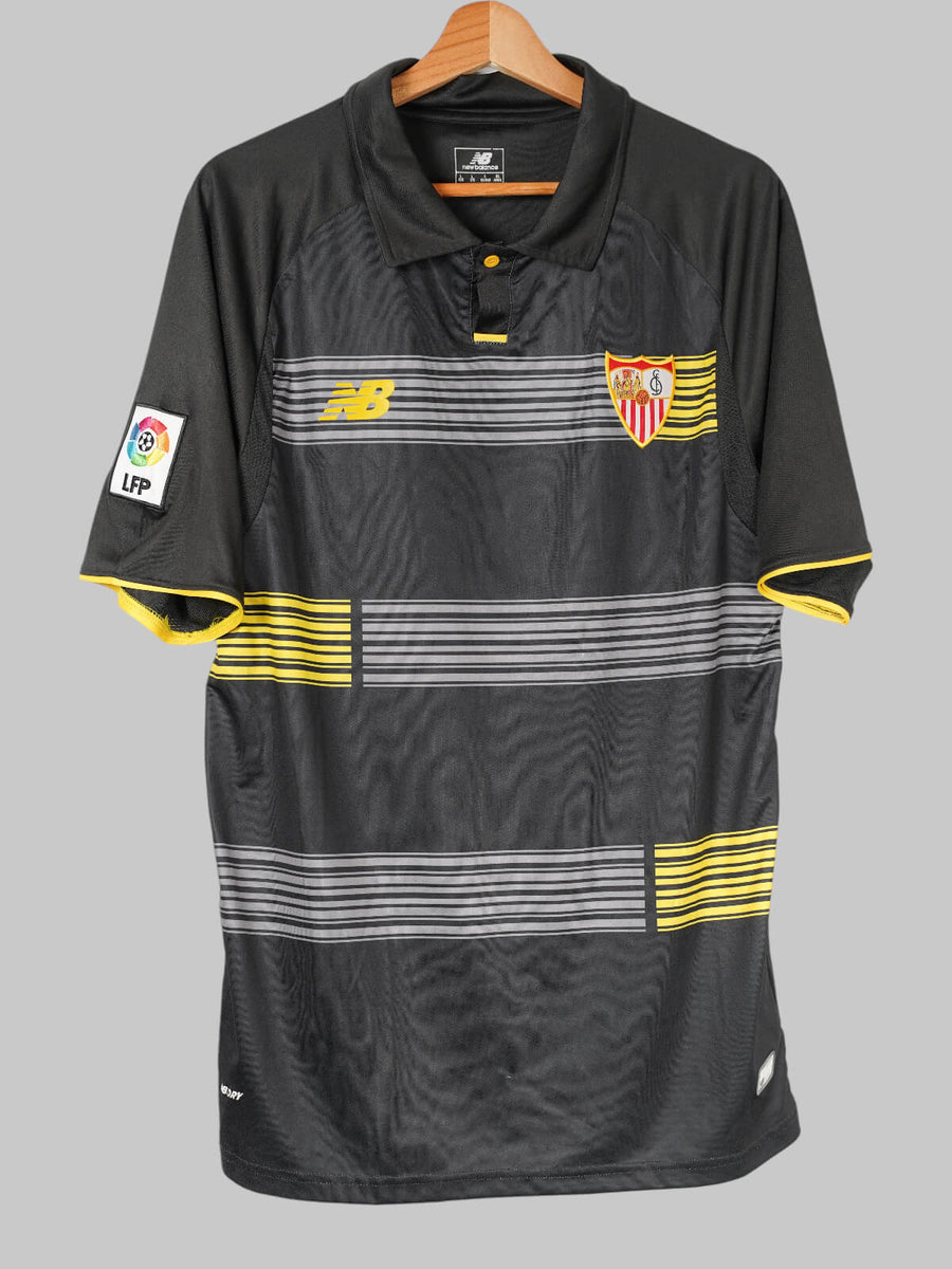 Sevilla Third Shirt 2015/16 Llorente 24 (L)