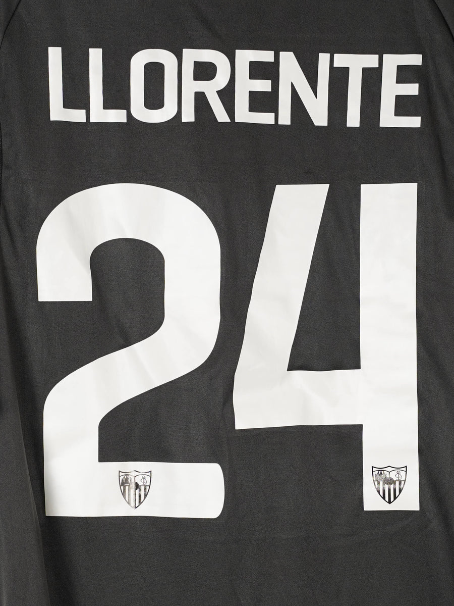 Sevilla Third Shirt 2015/16 Llorente 24 (L)