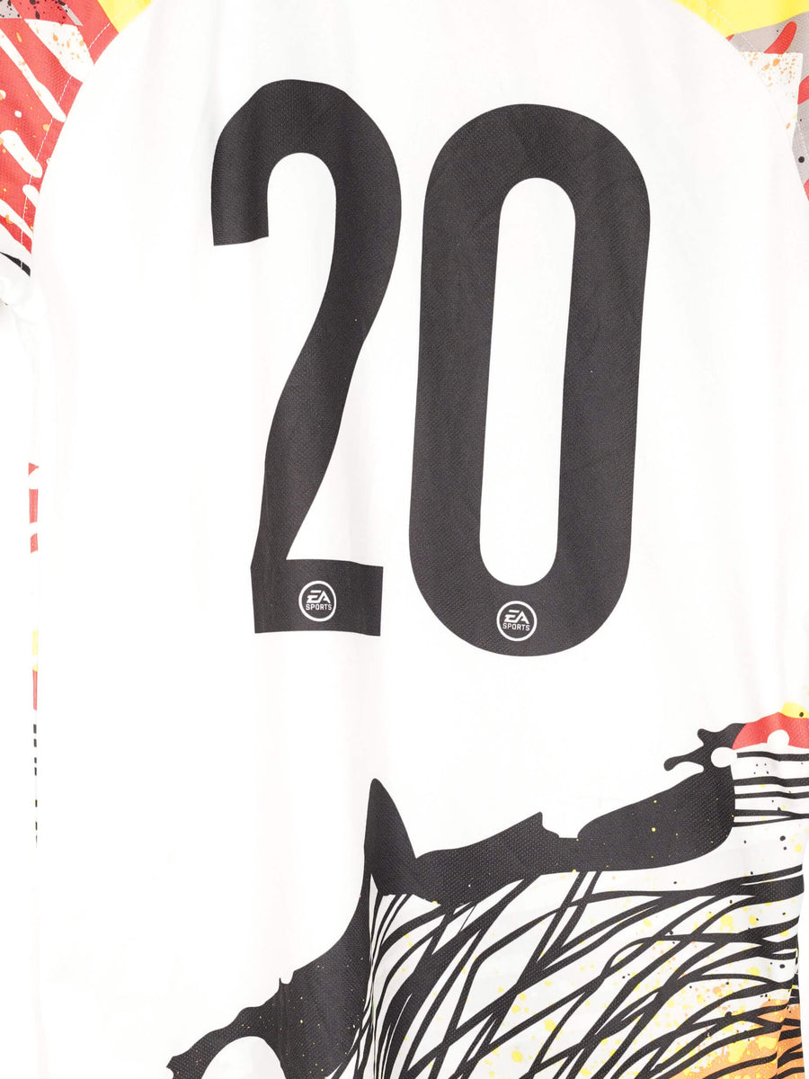 2019/20 FIFA Ulitmate Team Shirt (Kids M)