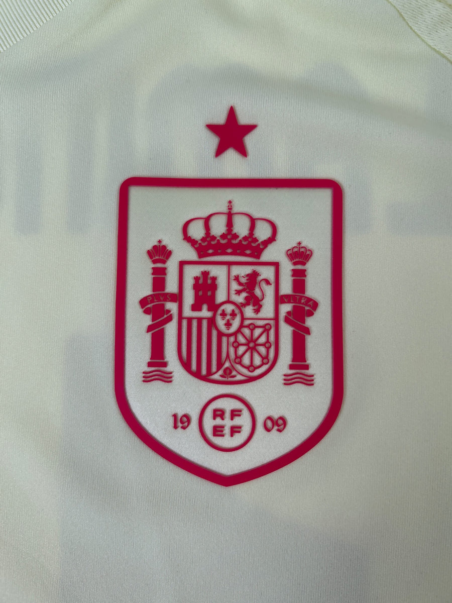 Spain Away Shirt 2024/25 BNWT Lamine Yamal 19 (L)