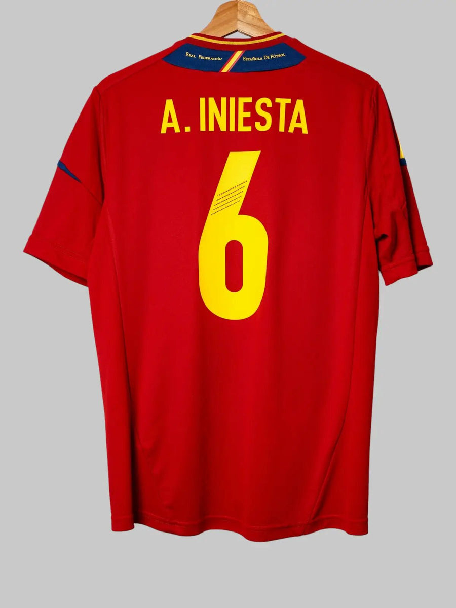 Spain Home Shirt 2012/13 A.Iniesta 6 (L)