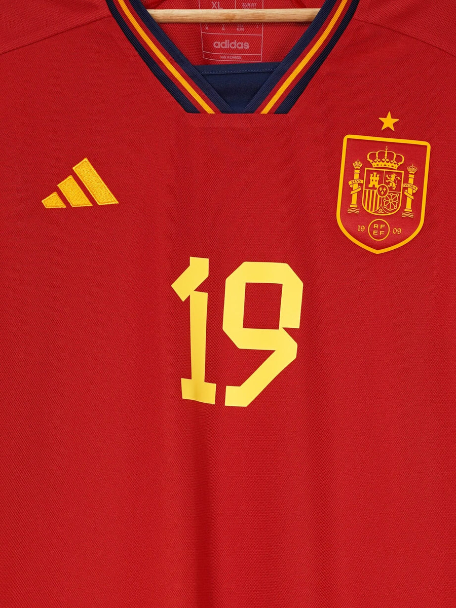 Spain Home Shirt 2022/23 L/S Lamine Yamal 19 (XL)