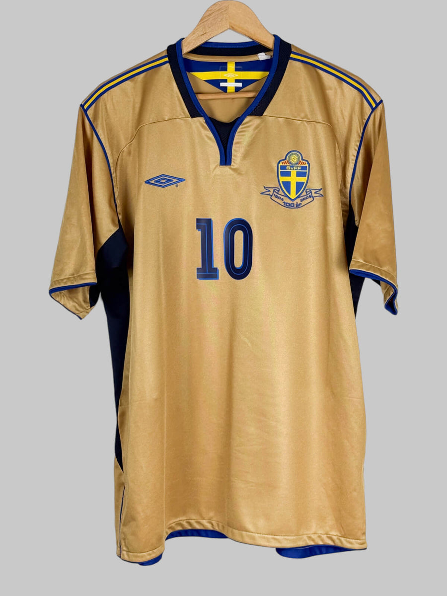Sweden Anniversary Third Shirt 2004/5 Ibrahimovic 10 (XXL)