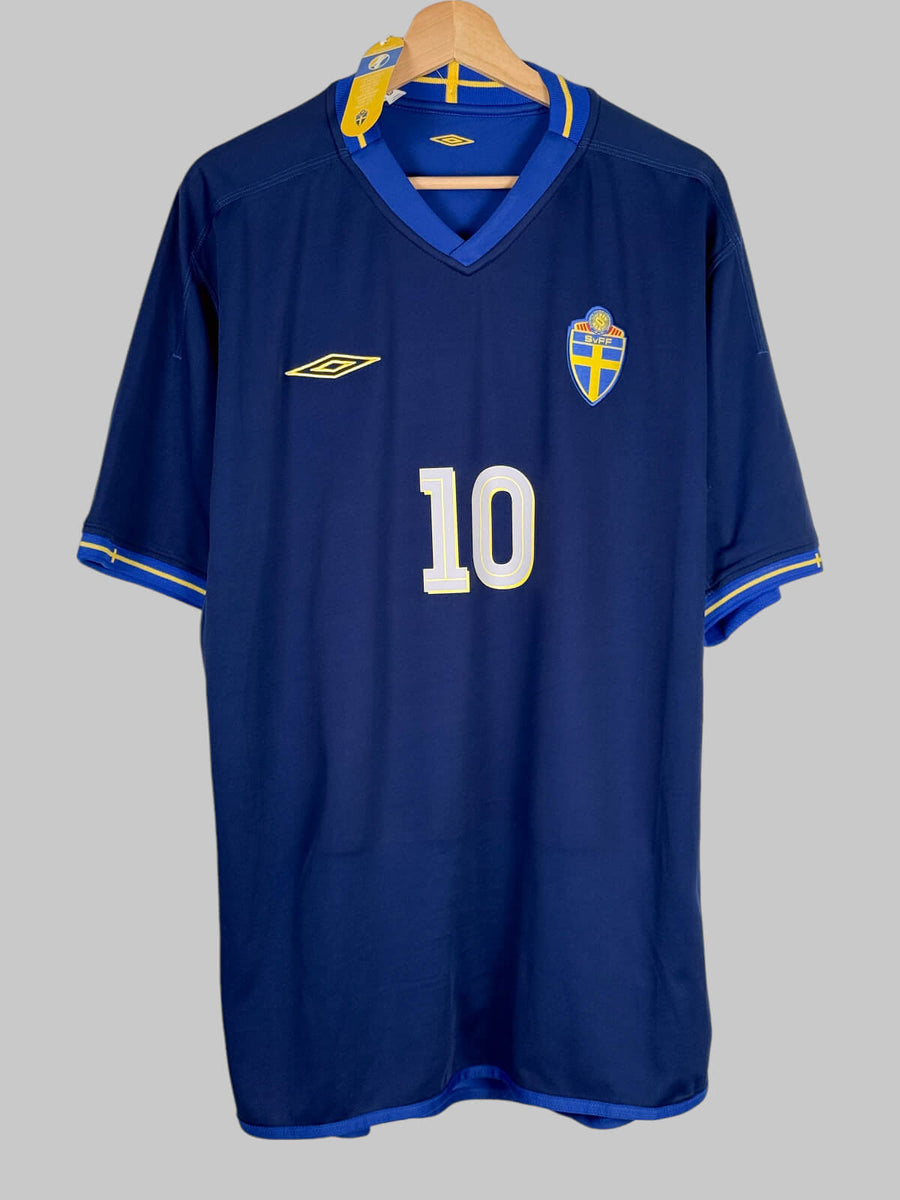 Sweden Away Shirt 2003/4 BNWT Ibrahimovic 10 (XL)