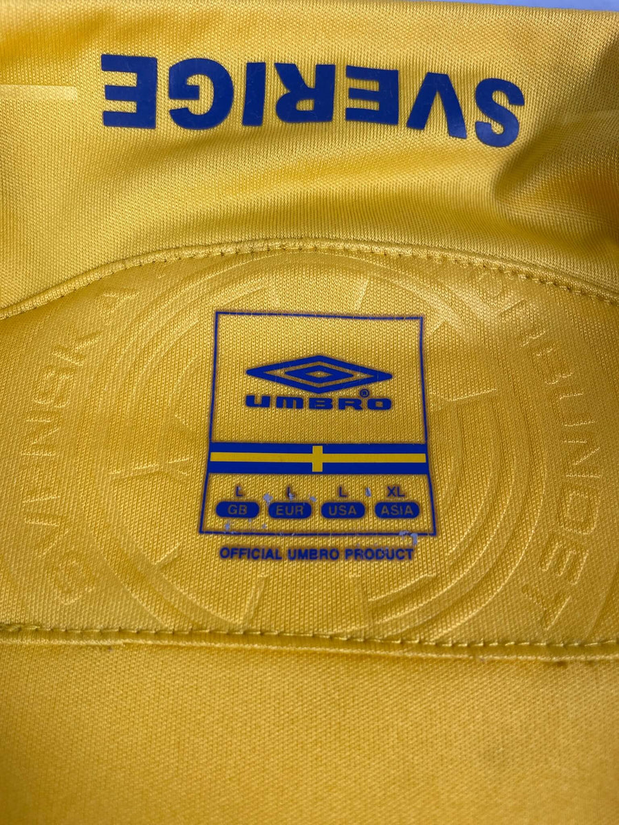 Sweden Home Shirt L/S 2009/10 Ibrahimovic 10 (L)