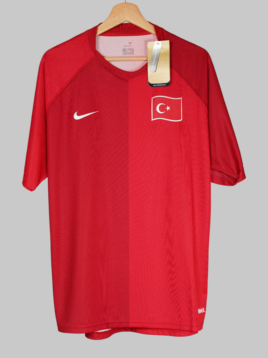 Turkey Home Shirt 2006/7 BNWT (L)