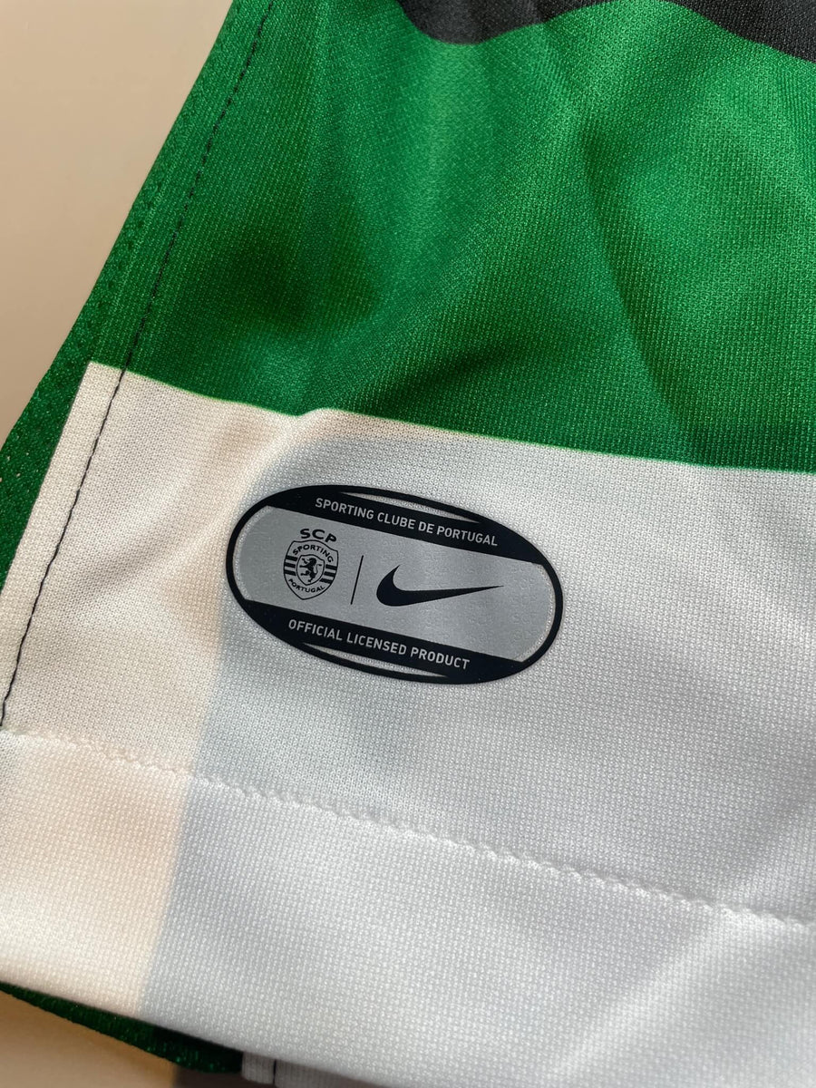 2024/25 Sporting Lisbon Home Shirt BNWT (L)