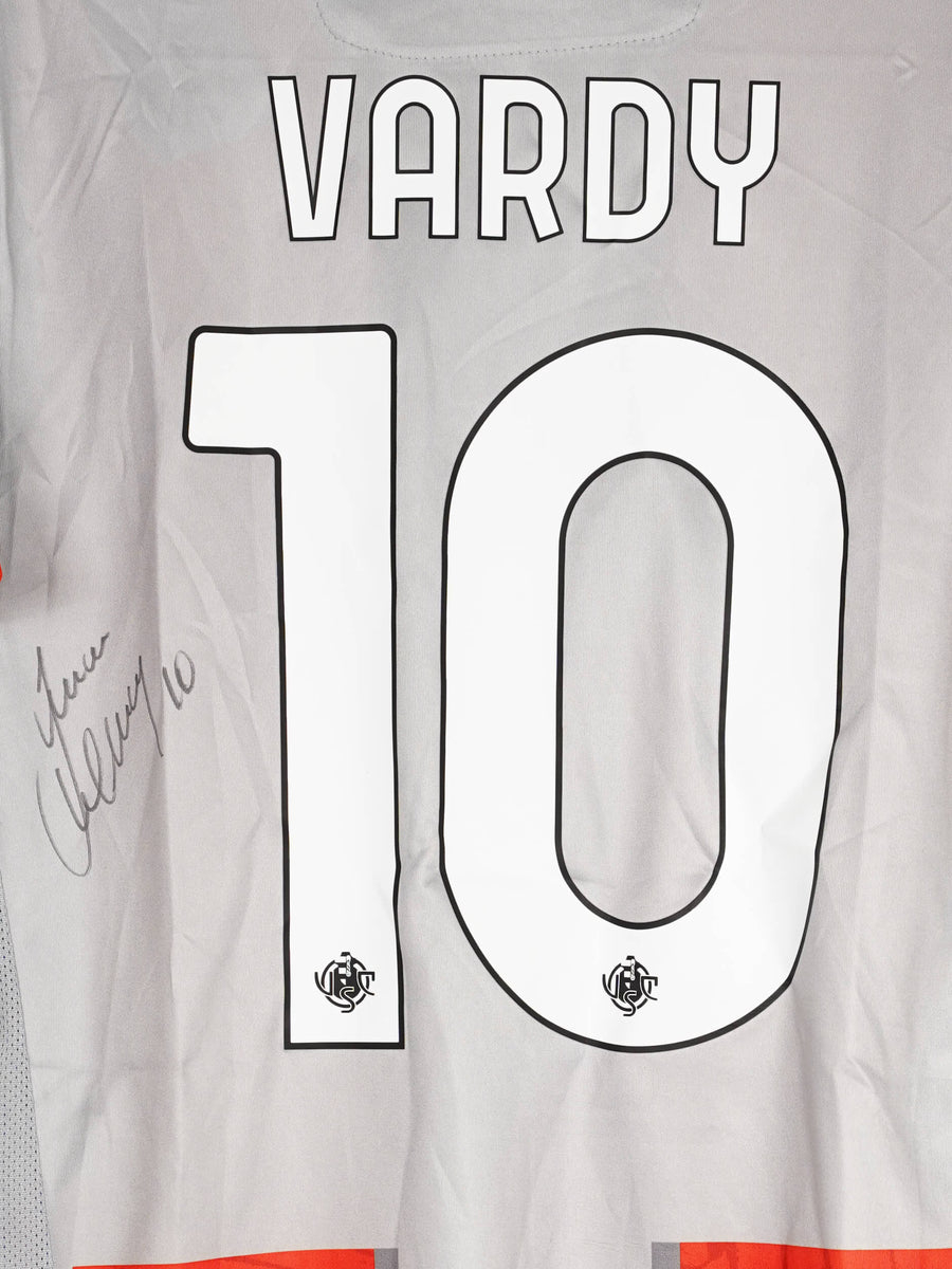 US Cremonese Home Shirt 2025/26 Signed Vardy 10 (S)