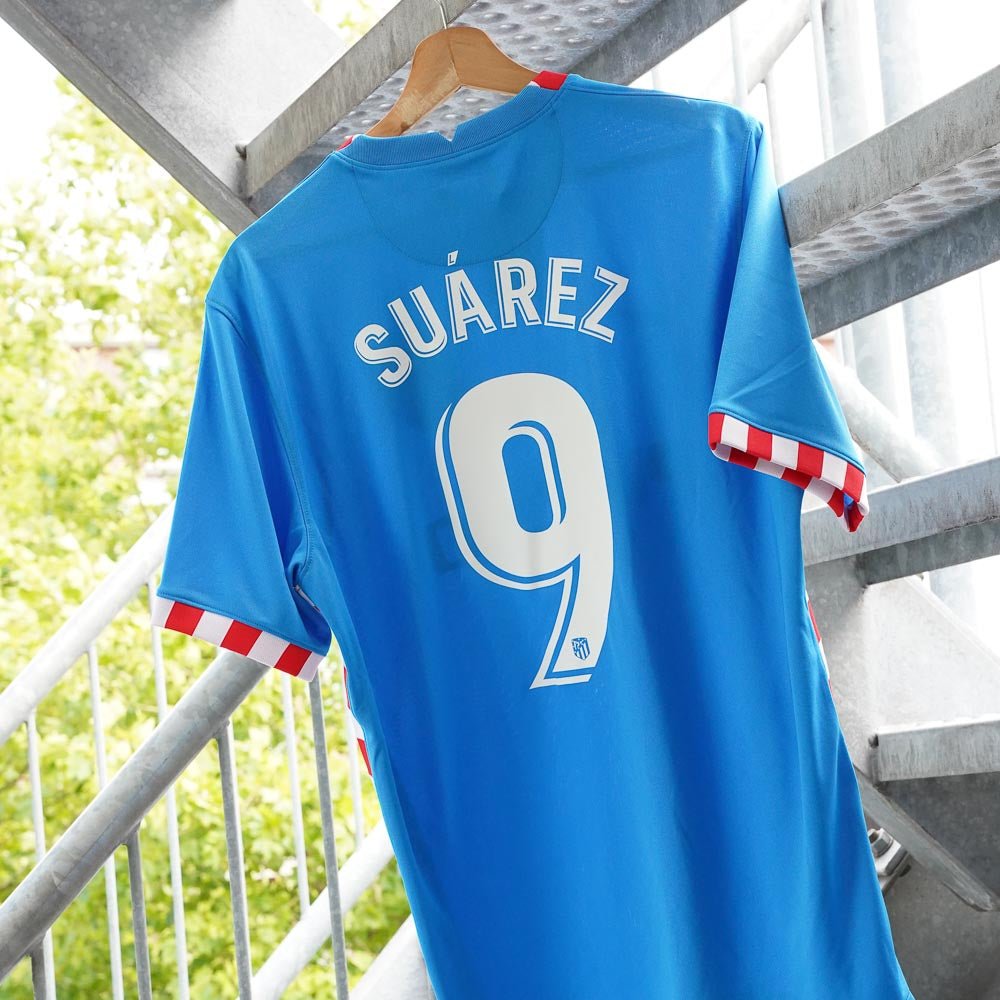 Retro Atlético Madrid football shirts and vintage kits from La Liga and European campaigns.