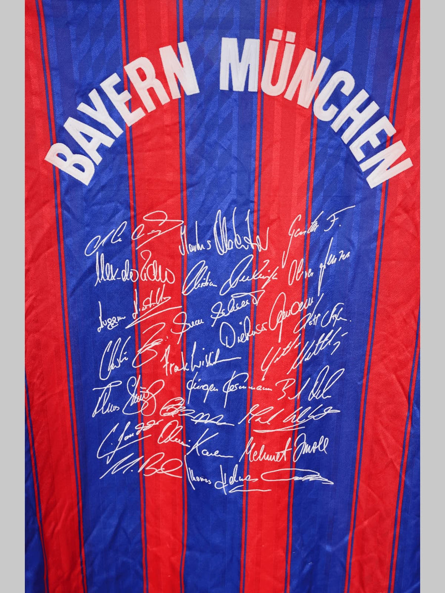 Bayern Munich Home Shirt 1996/97 Signature Shirt (S)