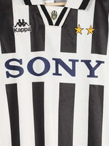 1996/97 Juventus Home Shirt (L)