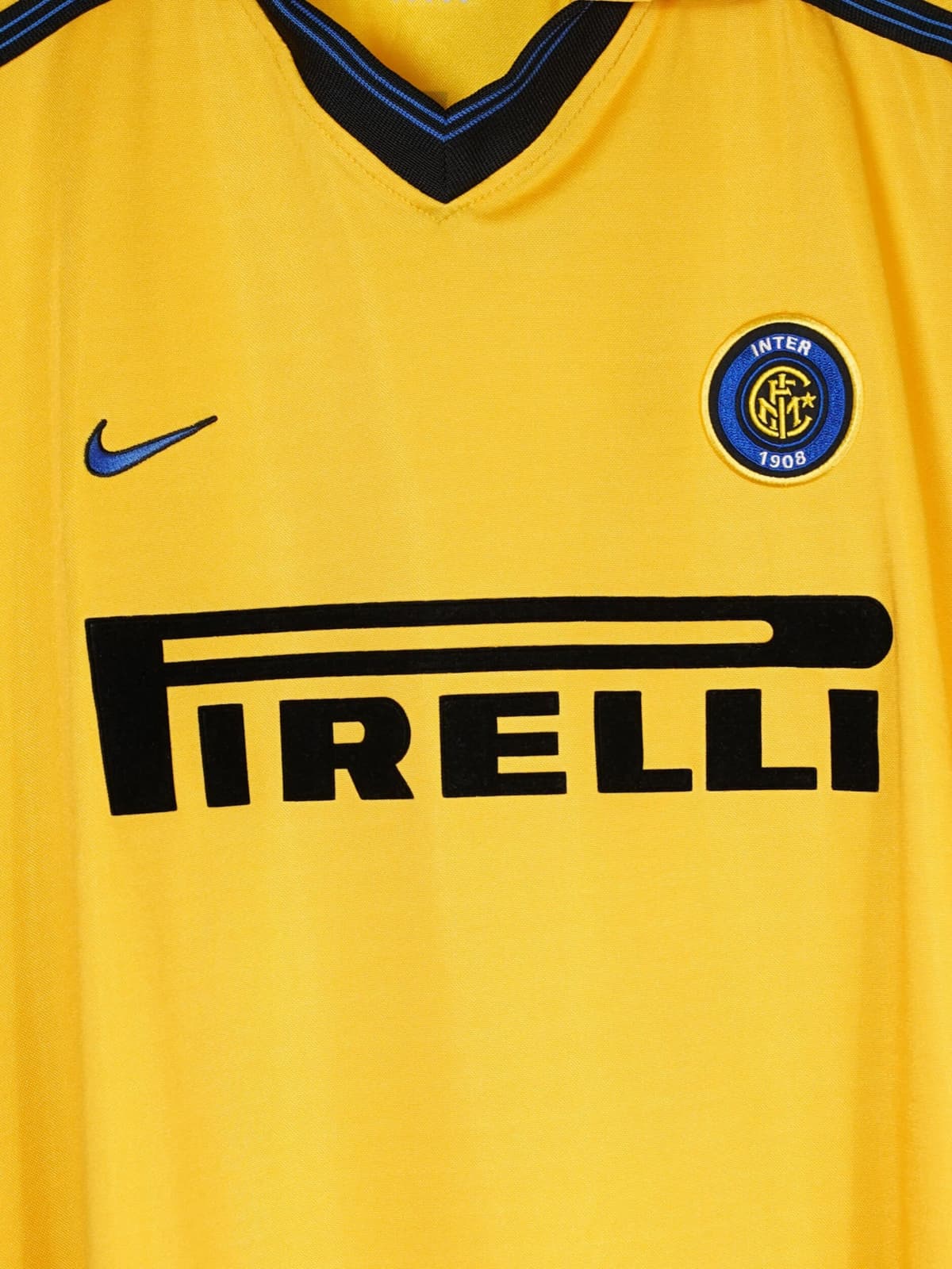 1999/00 Inter Milan Vieri #32 Third Shirt (XL) Nike
