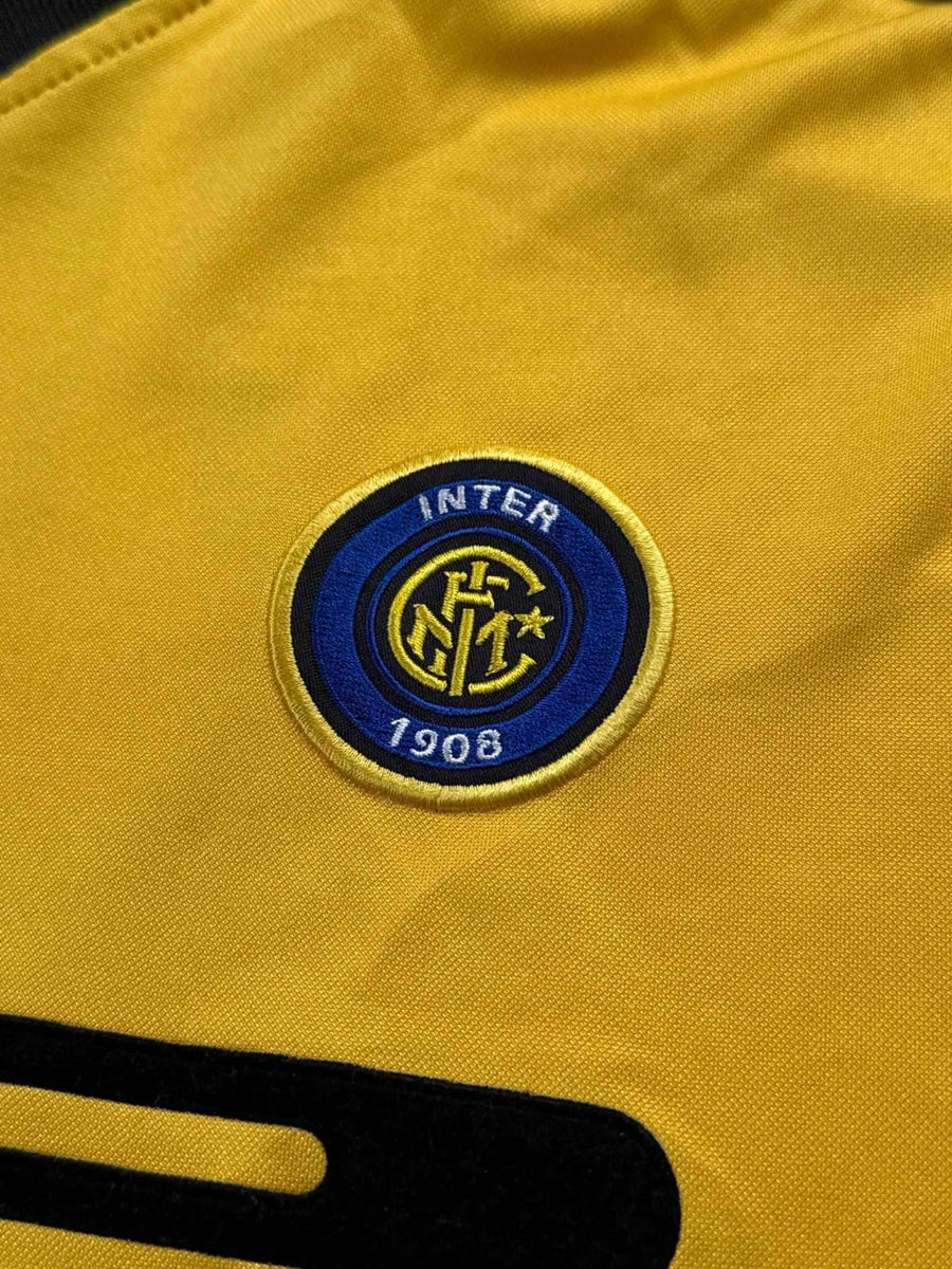 Inter Milan Third Shirt 1999/00 Vieri 32 (XL)