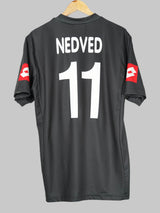 2001/02 Juventus Nedved #11 Away Shirt (XL)