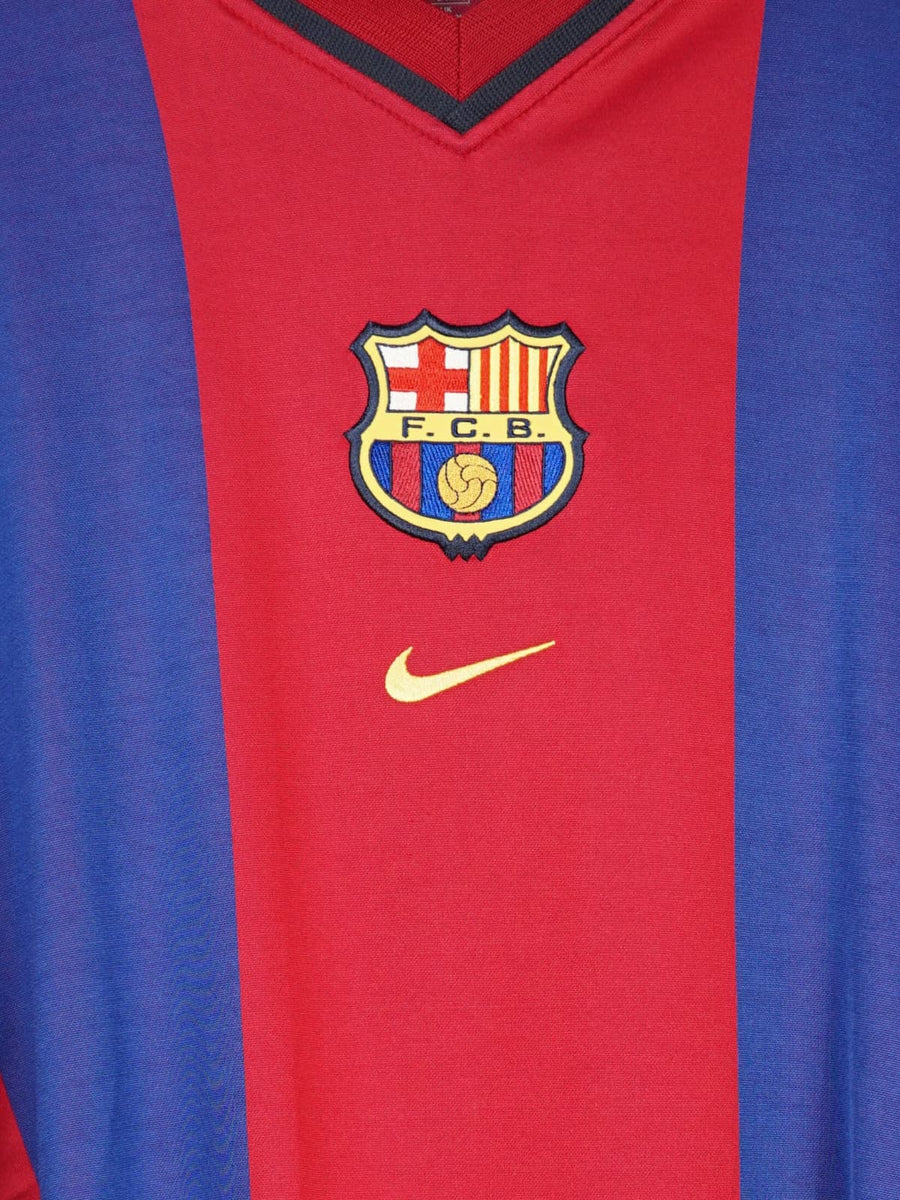 2000/1 Barcelona Rivaldo #10 Home Shirt (XL)