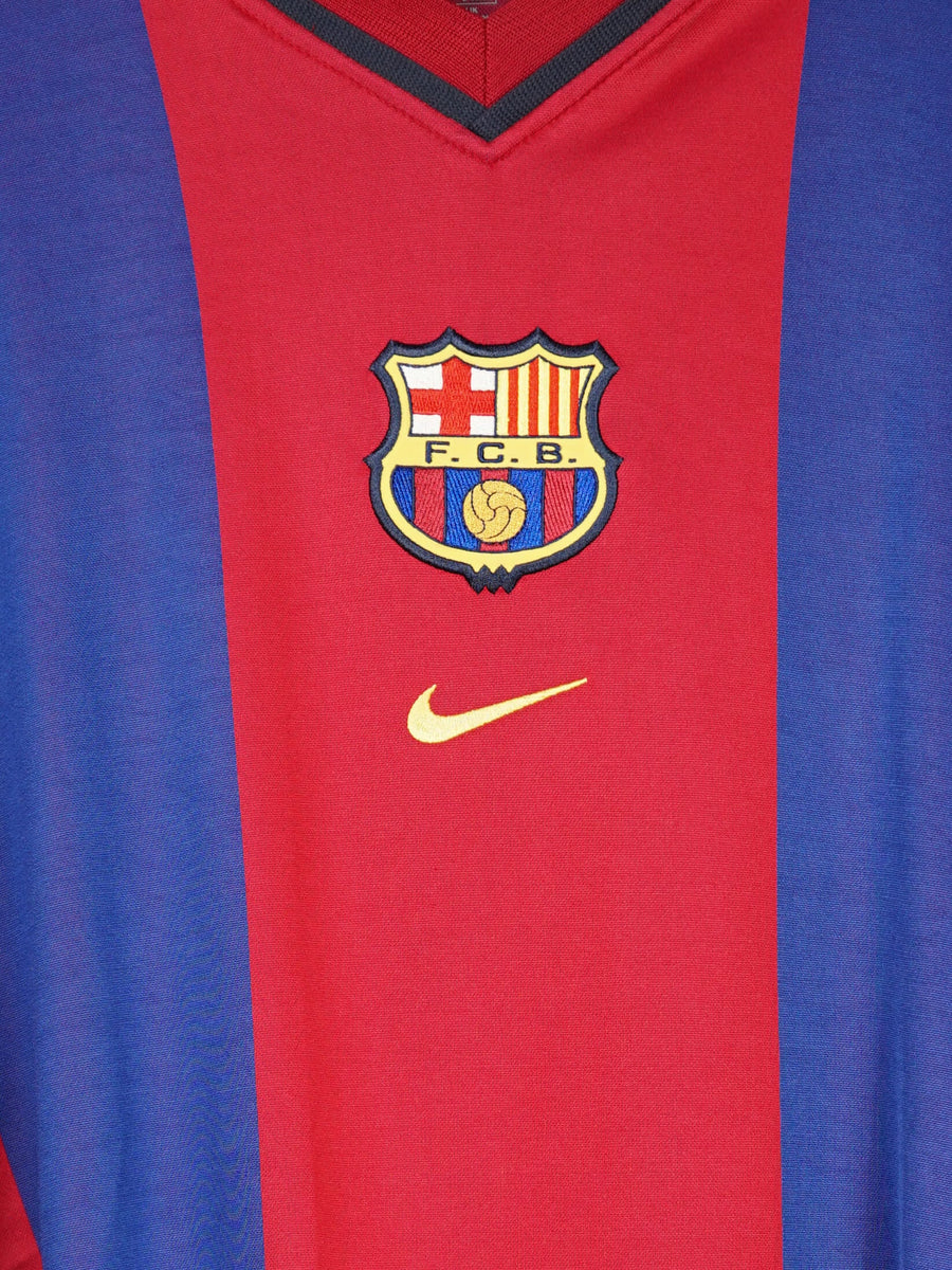 2000/1 Barcelona Rivaldo #10 Home Shirt (XL)