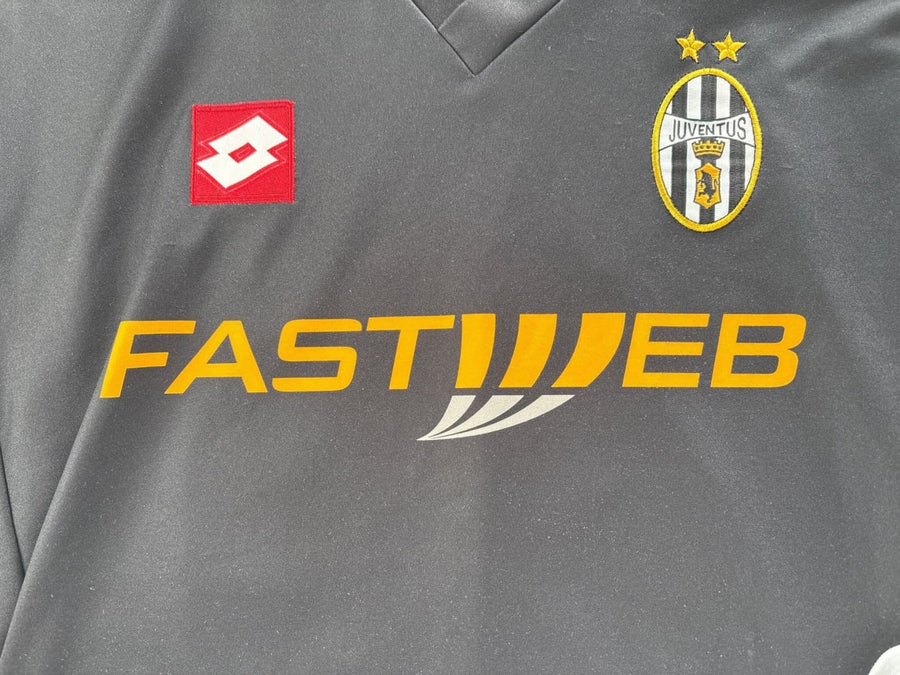2001/02 Juventus Davids #26 Away Shirt (XL)