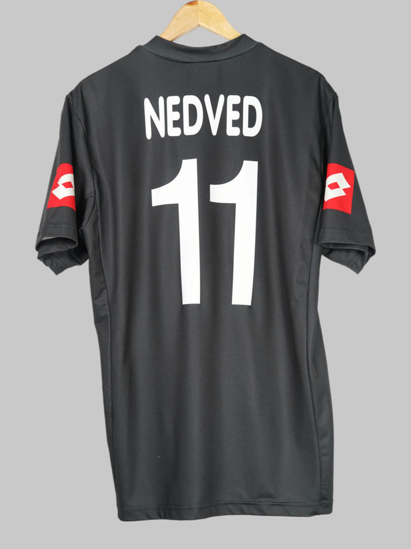 2001/02 Juventus Nedved #11 Away Shirt (XL)