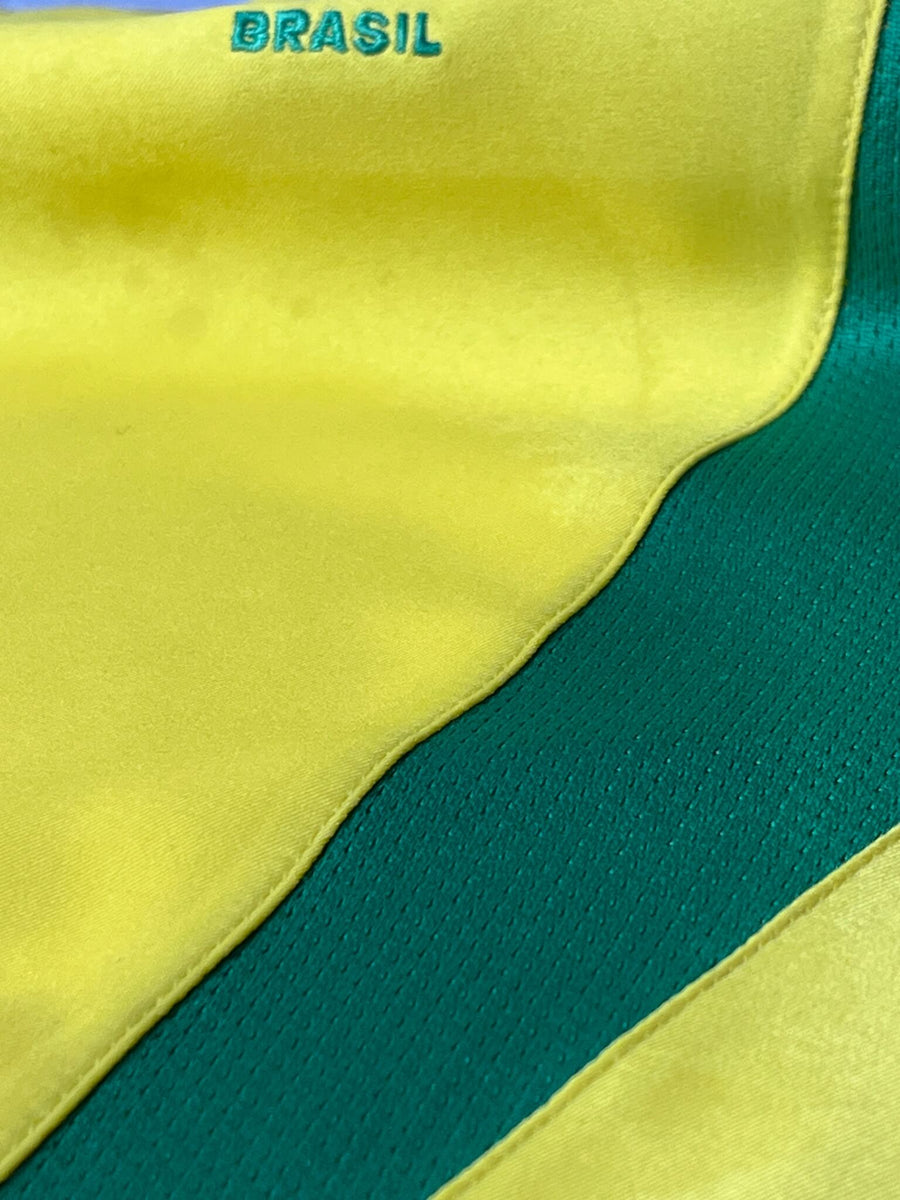 2002/03 Brazil Ronaldinho 11 Home Shirt (L) Nike