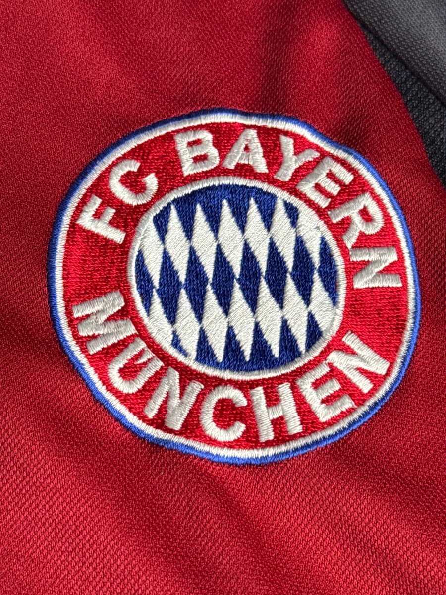 2002/3 Bayern Munich Ze Roberto #11 Home Shirt (XL)