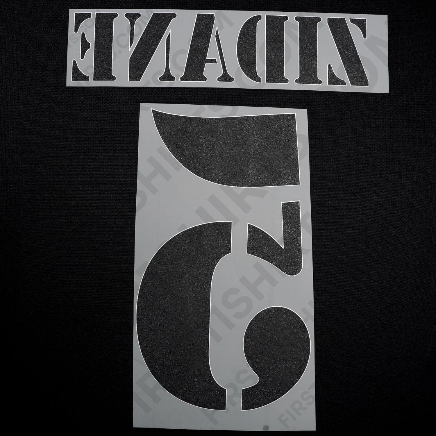 2002/3 Real Madrid Away/Third Name Set Zidane 5 (Repro)