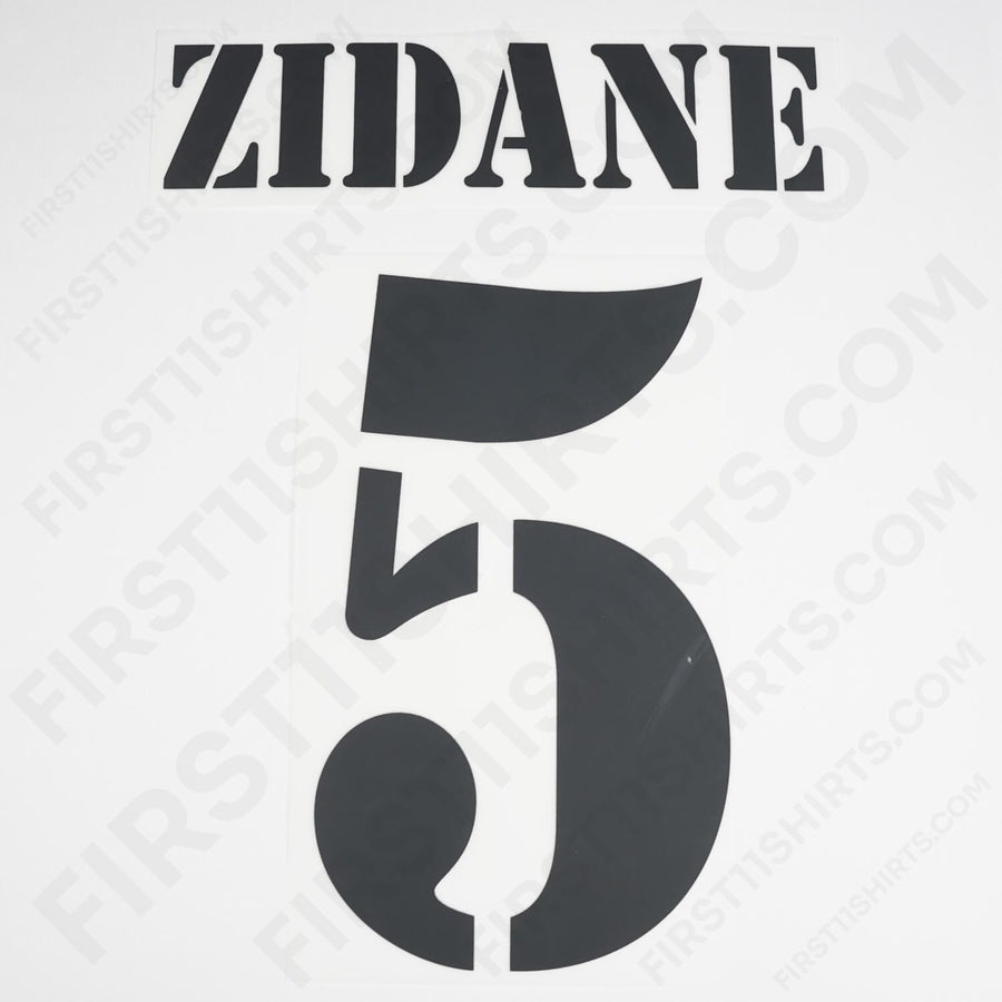 2002/3 Real Madrid Home Name Set Zidane 5