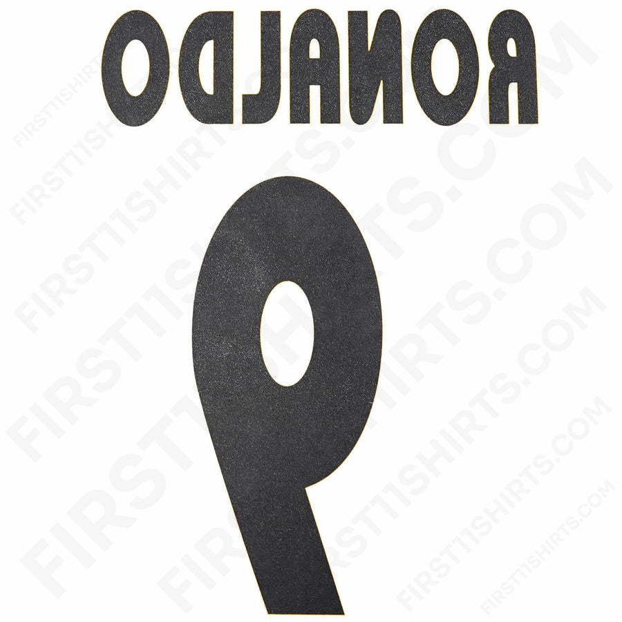 2003 - 2005 Real Madrid Home Name Set Ronaldo 9 (Repro)