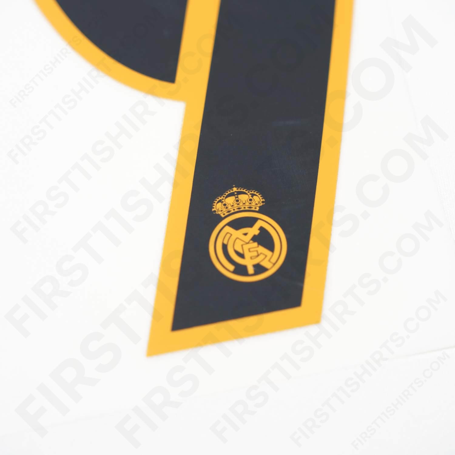 2003-2005 Real Madrid Ronaldo #9 Home Name Set (Repro) – First11