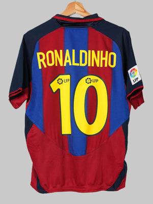 2003/4 Barcelona Ronaldinho #10 Home Shirt (L)