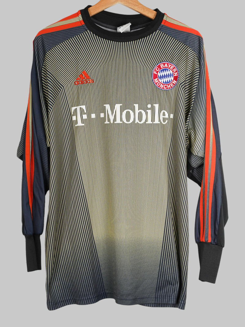 2003/4 Bayern Munich Keeper Shirt #1 Kahn (M)