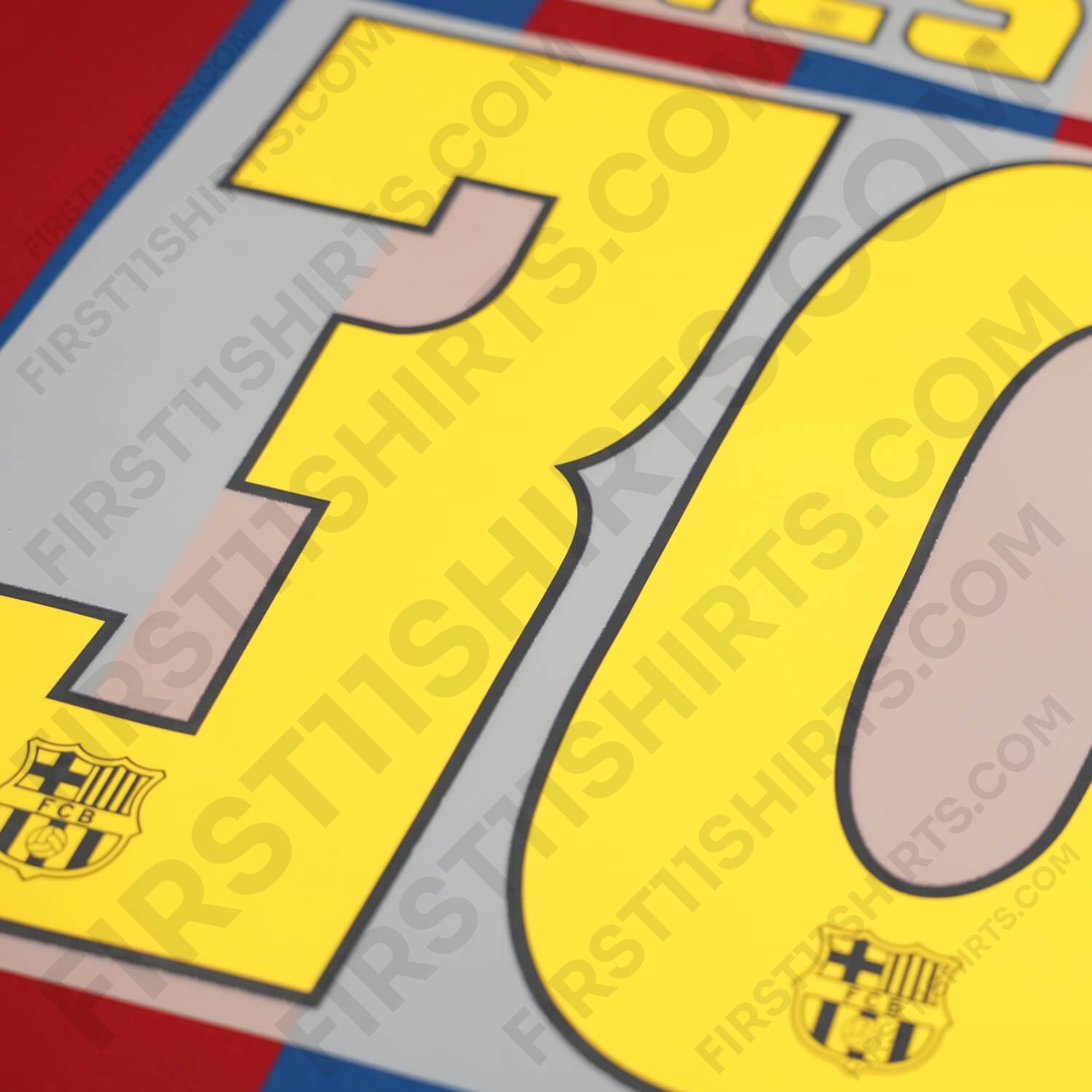 2004 - 2006 FC Barcelona Home/Away Name Set Messi 30 (Repro)